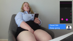 Julie Bliss: 老板控制秘书Bliss