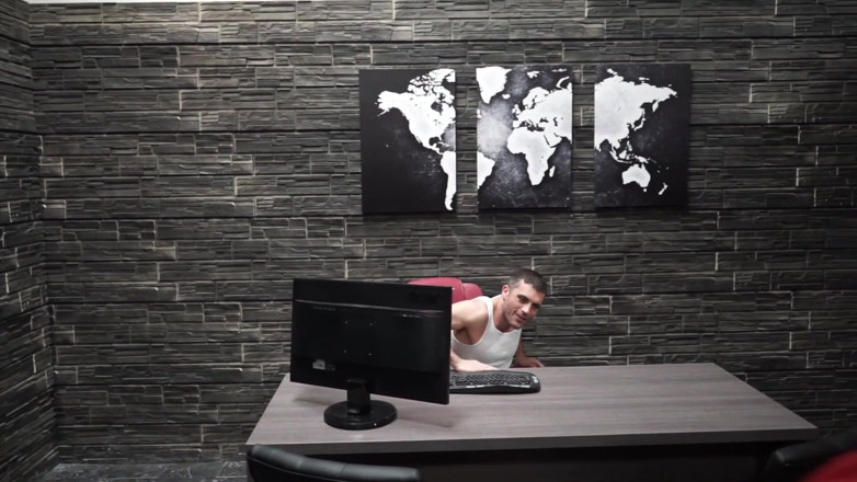 ManUpFilms: Superman Humiliation and Revenge