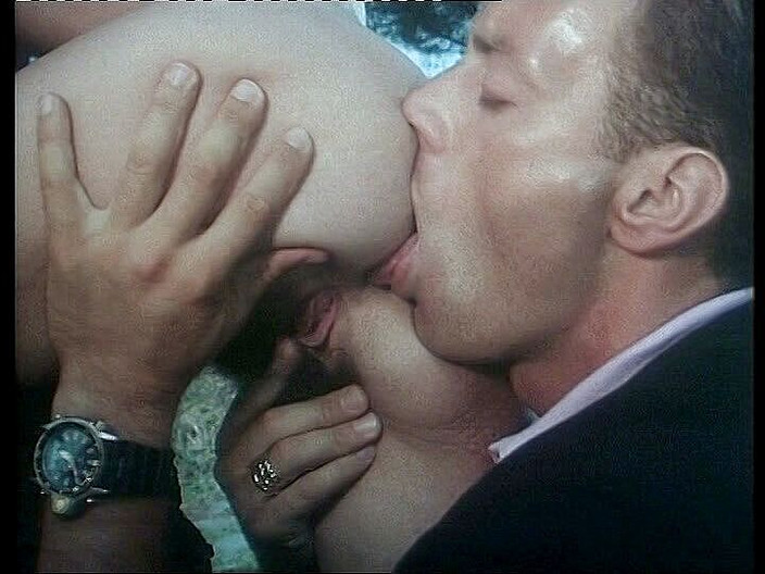 Xtime Network: Рокко любить волохату кицьку