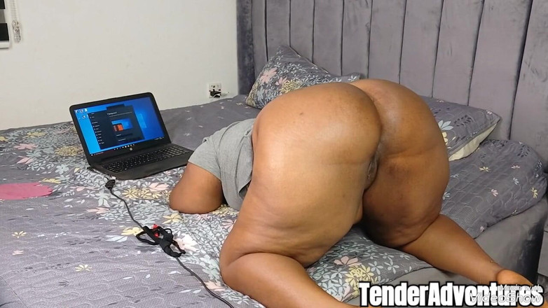 Mara Exotic: Wielki tyłek murzynka MILF Mara Exotic jebana tak dobrze i...