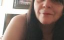 Mommy big hairy pussy: JOI 배다른 아들의 몸 숭배를 위한 스페인어 비디오 콜