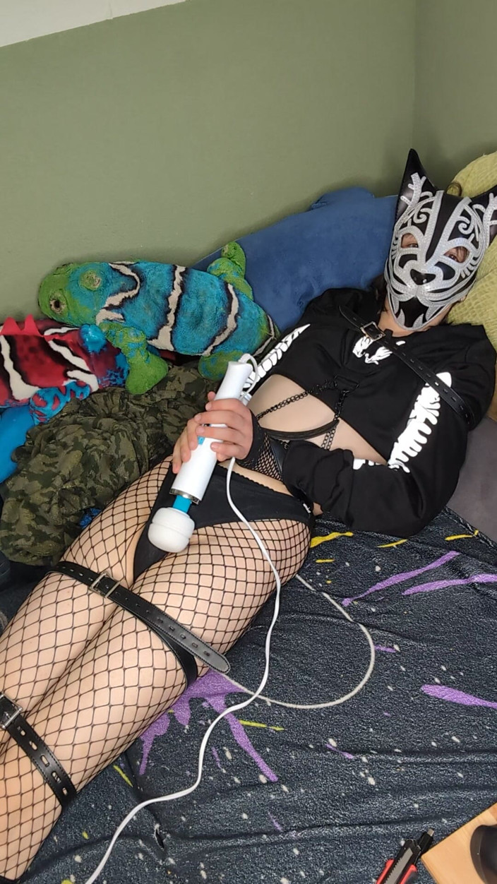 AJ_the_catgirl: Edging with Wand 2