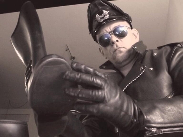 Germane_XL: Leather Master 18