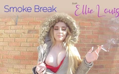 Ellie Louise VR: Ellie Louise - Smoking Break | Faphouse