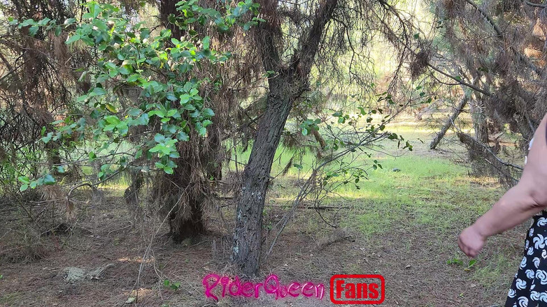 Riderqueen BBW Step Mom Latina Ebony: Riderqueen sam, na zewnątrz, filmy z fanami