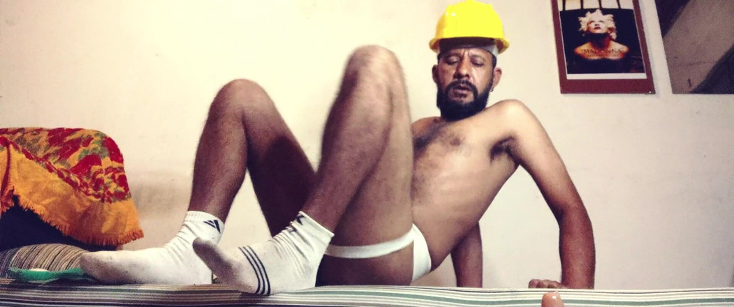 Stink HairyMale: Notte di succhia il dildo