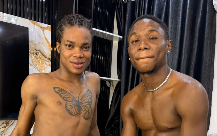 Baddestboyx: Seni düşünürken oyuncağımı cezalandırıyor