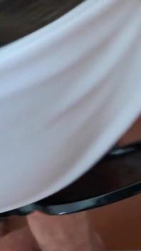 Blowjob MILF dengan menelan - 10 minit dengan pandangan yang berbeza