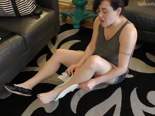 Natalie Wonder: Limping around in my air cast & the distressing distress of...