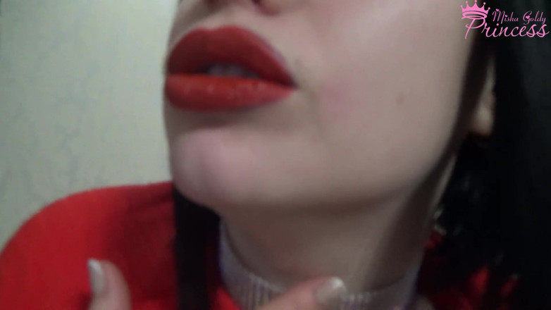 Goddess Misha Goldy: Les lèvres les plus rouges