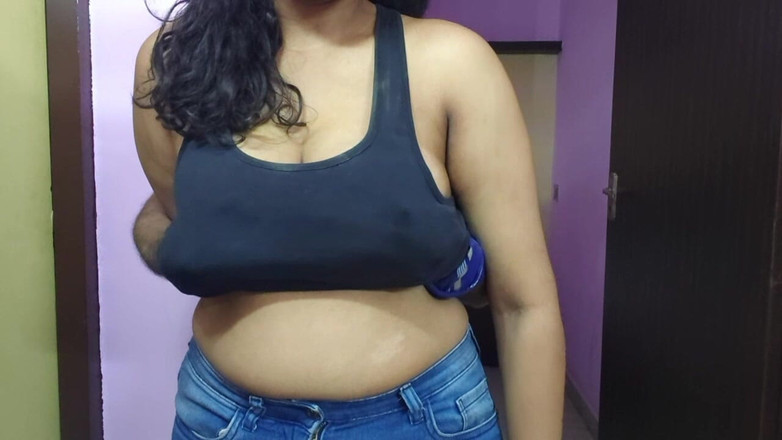 Aurorah: Indian Couple Romancing When They Are Alone in Home - Boobs...