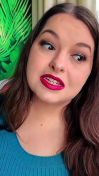 Home Wrecking Red Lips - Your Best Friend Sydney Screams Won't Let You Cheat Even if You're Obsessed with Red Lips