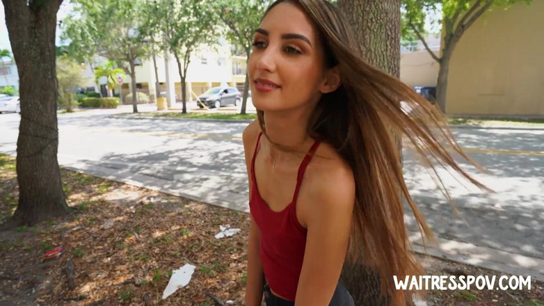 Waitress POV: Waitress POV - Natalia Nix - Tasting Italiana