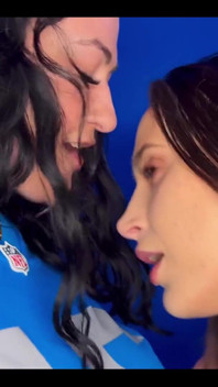 Who’s Ready for the Lions Packers Game?! and I Are! Message Me Gg19 to See Who Comes Out on Top Hehe Go Lions!