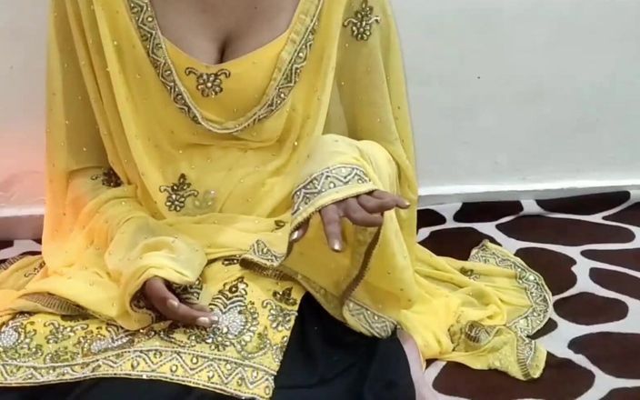 Saara Bhabhi: Hindi sexgeschichte rollenspiel - indische heiße stiefschwester fickt mit stiefbruder!