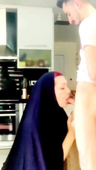 An Arab Boy Fucks Step- Stepmother Because He's Still Learn How to Have Sex. and Thestep- Stepmother Doesn't Mind Teaching Her Step Son