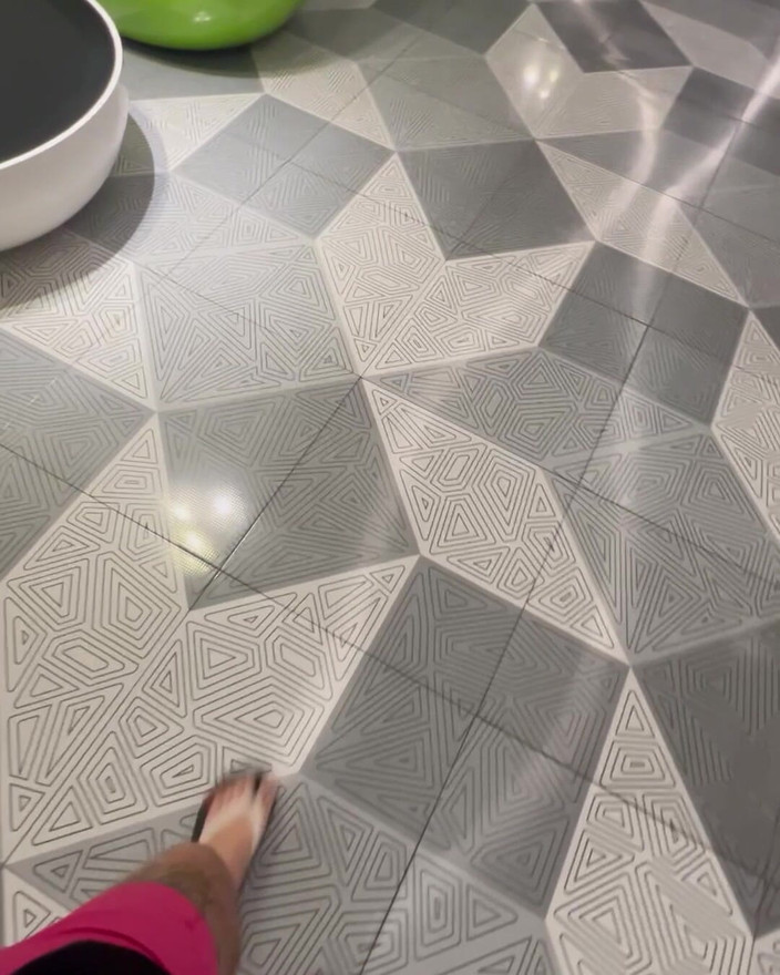 Caribbean Couple: Ми зламали onlyfans моделі дружини мого боса.