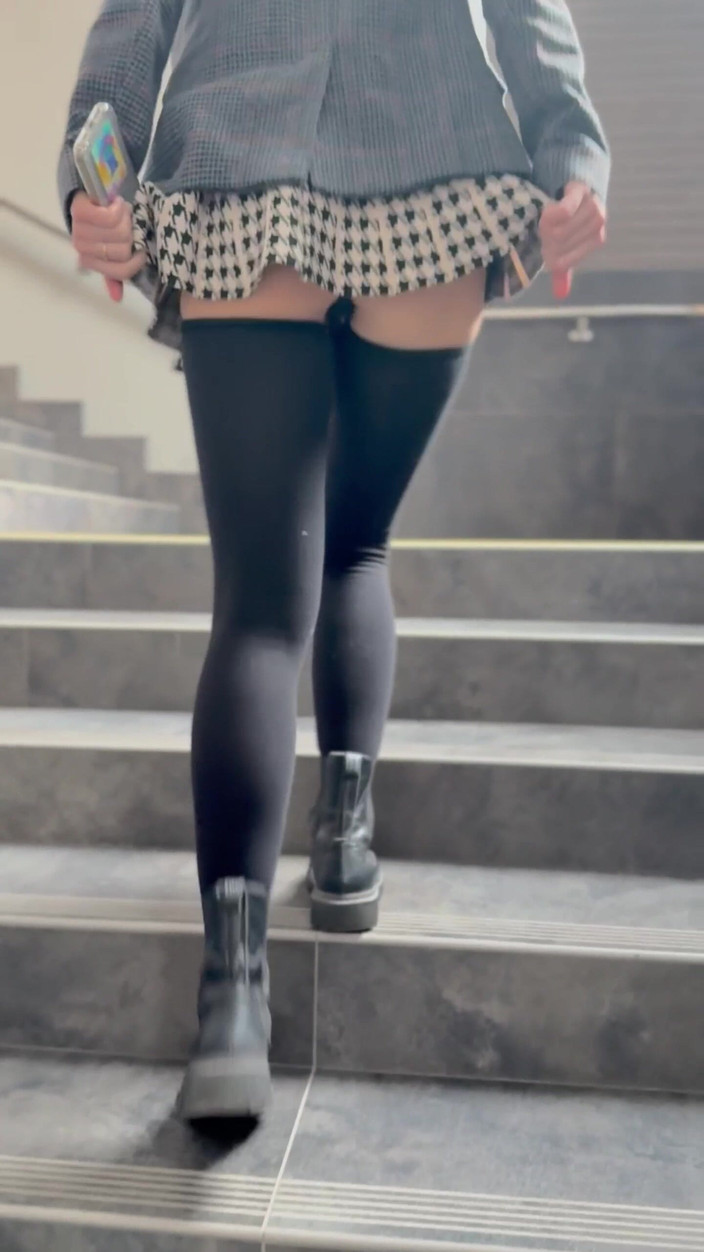 Sonya Pretty: Geh ohne Unterwäsche