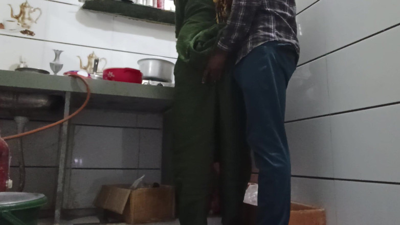 Bhabhi UP: Bihar ruft nach seiner Schwägerin auf.