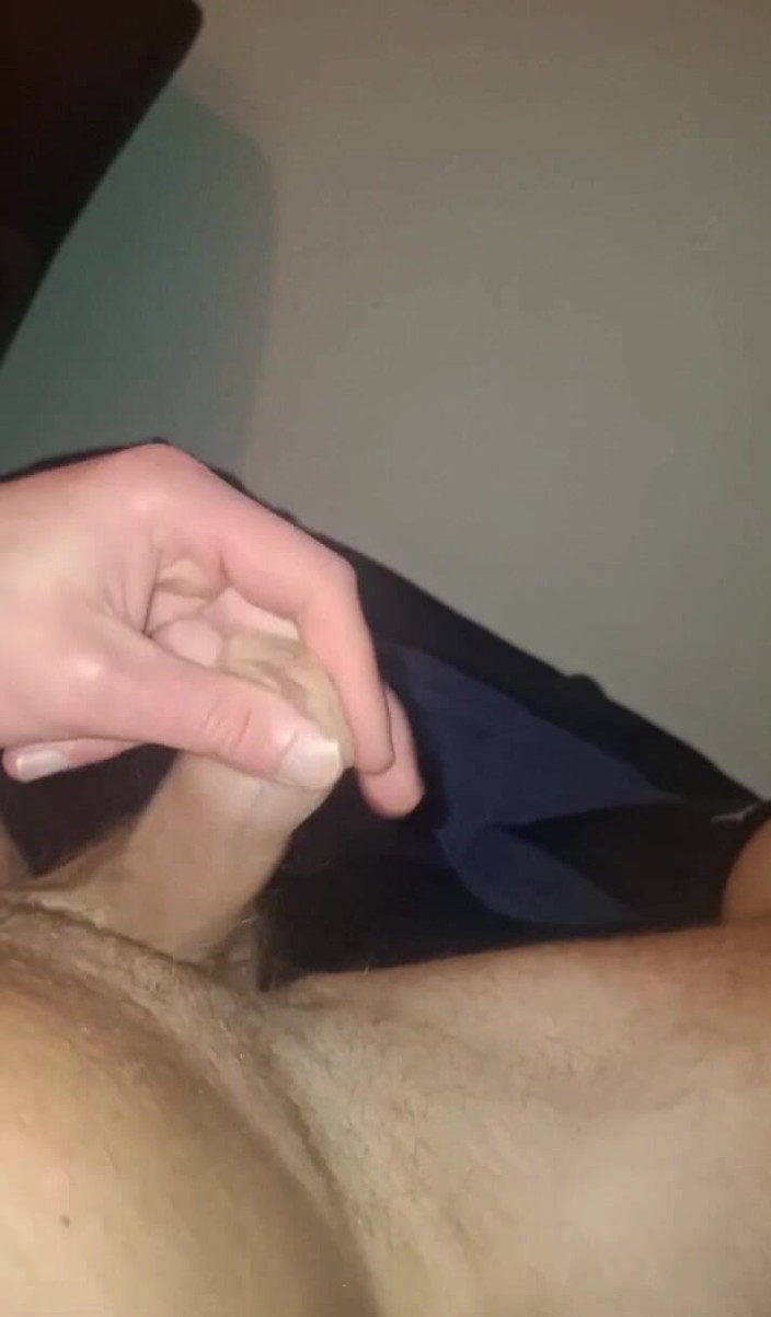 NoFace Twink X: Het gay Noface Twink X Onanerar och kommer