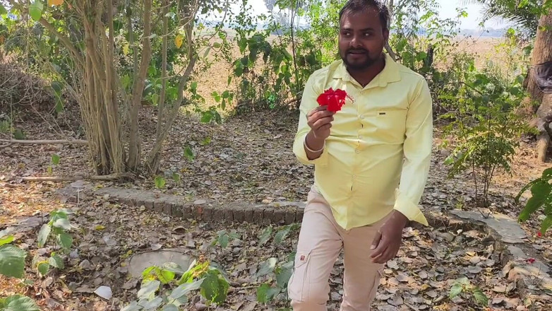 Sona bhabhi: Video rekaman seks istri seksi india lagi asik ngobrol sama...