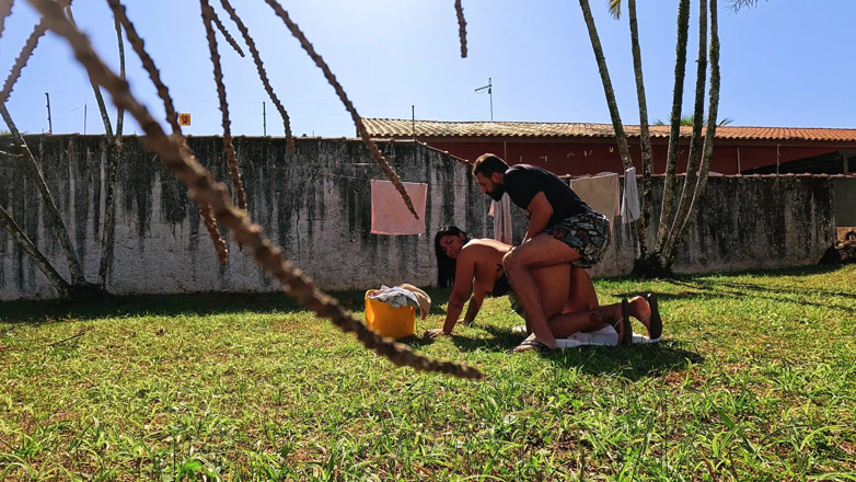Casal Mattos: Děvka manželka pověšená bez kalhotek a cuckold ji tam šukal