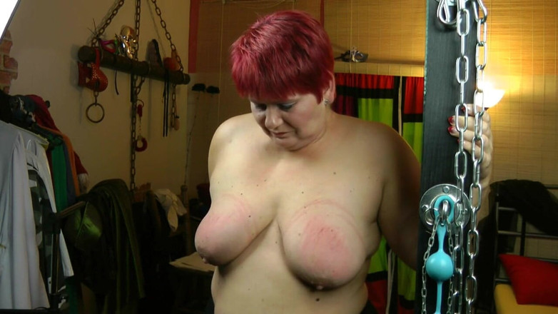 Anna Devot: Annadevot - Hard tits spanking video