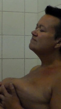 John Is Pissing on Jen in the Shower