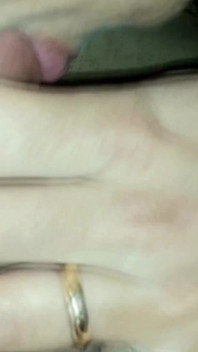 Moje žena ráda dlouho kouří svého milence