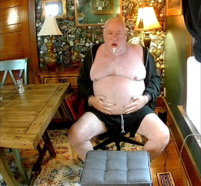 beardaddychub: Словесне дрочку і камшот!