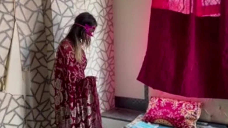 YourDickSucker: 내 귀여운 여친은 내가 그녀를 따먹을 때 마침표가 있었다