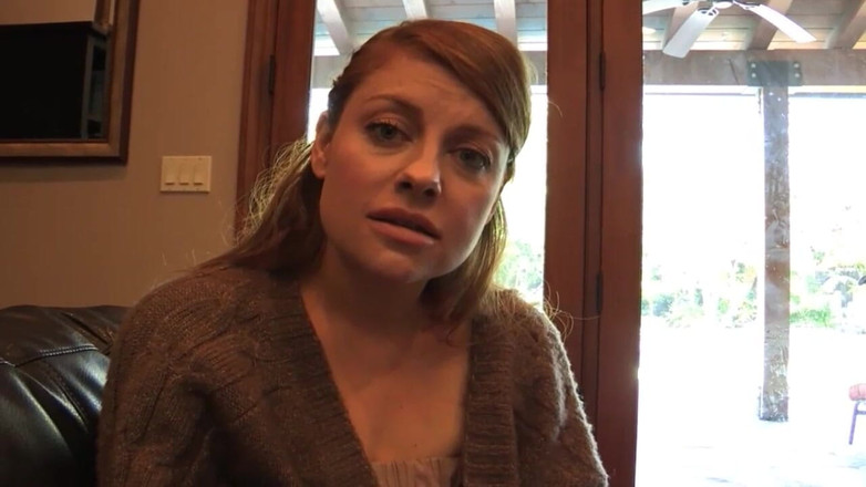 Hot Lesbians X: La souveraine Syre se fait fister par Elle Alexandraa