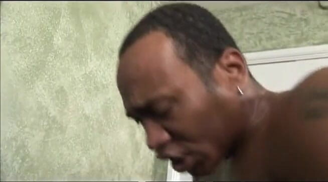 VOP Ebony Babes: Sexy negra grande esmagada por um grande pau preto