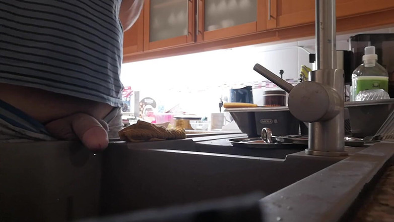 Rafael Torreano: Ranní chcaní do kuchyňského dřezu