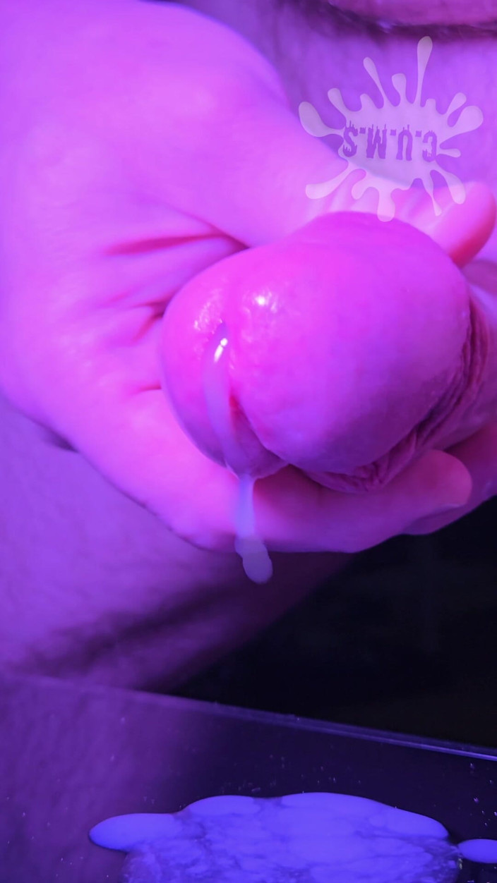 Cum Juggler: C.u.m.S abspritzen, filmt scheitert!