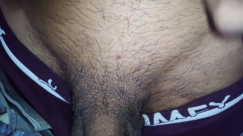 Om Kumar: Sexy Video