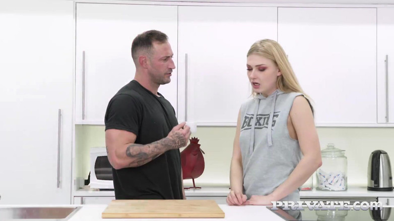 Private.com: Hannah Vivienne takes a hard pounding at the gym