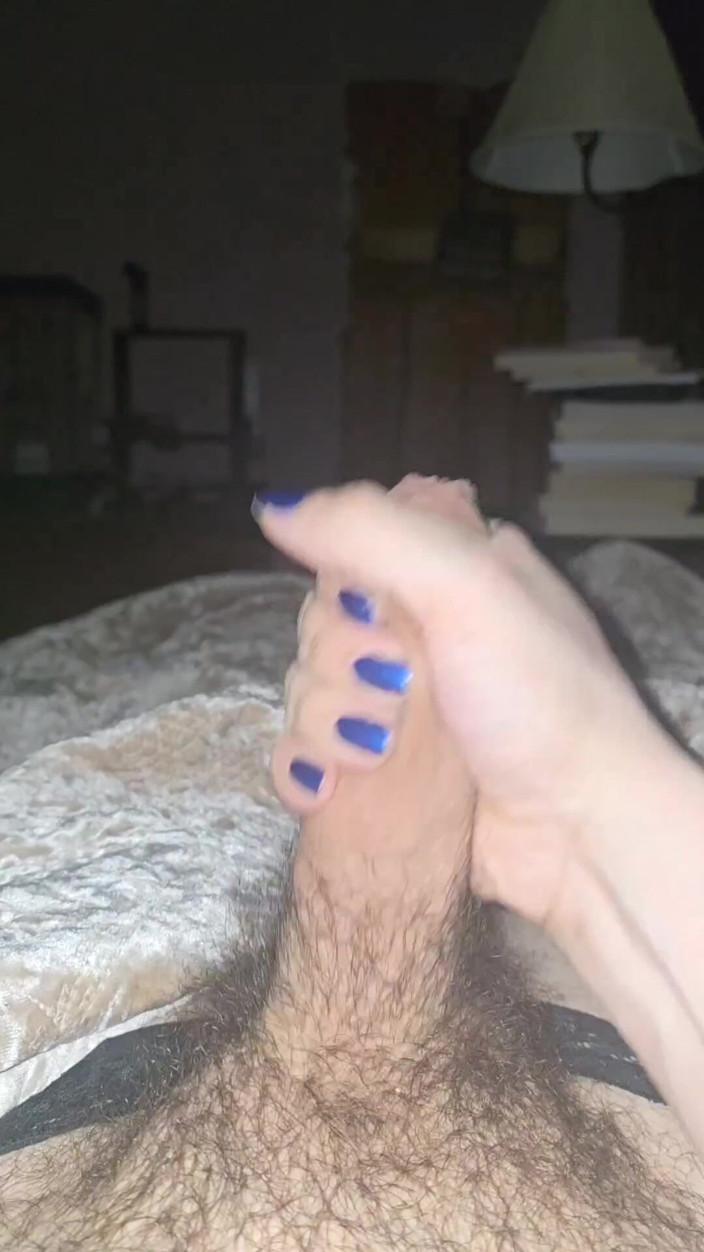 Miss Dimples: Gece geç saatlerde boşalma