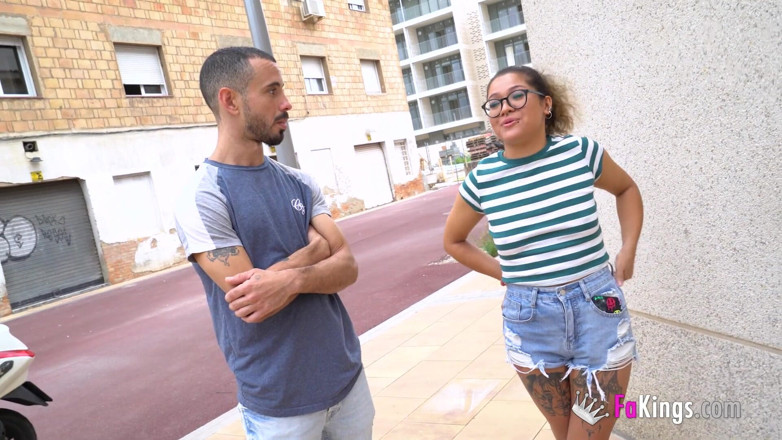 FAKings: Ze is zo goed in twerken! Geweldige Beth Choy toont...