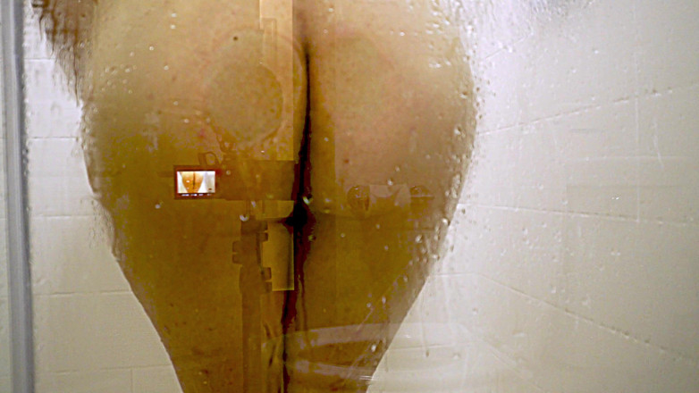 VickyVixen: Shower Tits