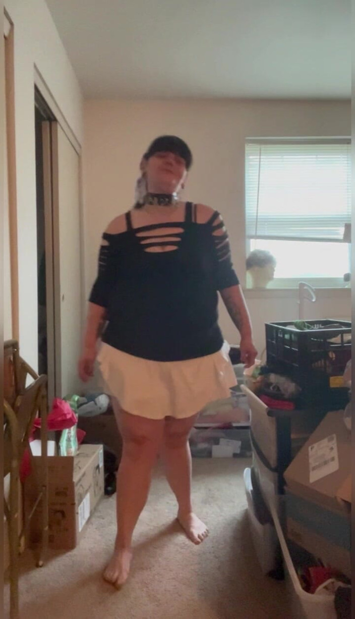 Sage The Succubus: Cute Freak