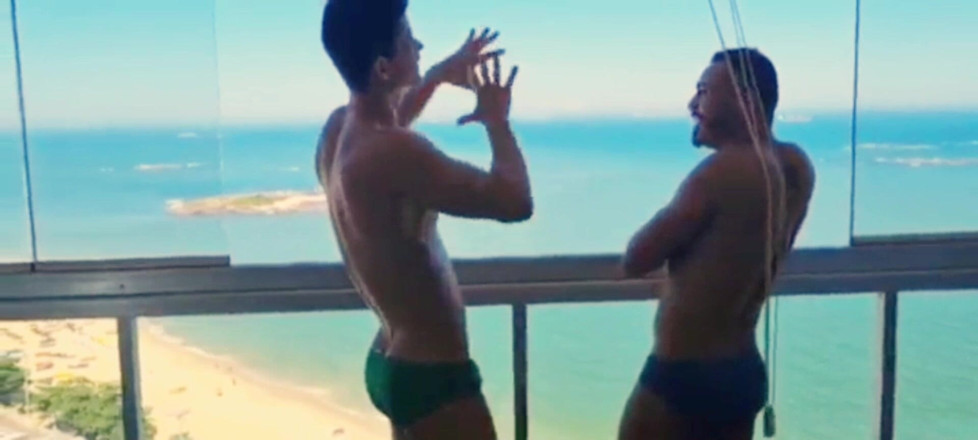 Kadu Ventri: Sexo Bareback in Beach
