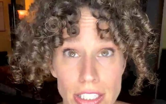 VibeWithMommy: Hey Guys, I Want to Ask You Some Questions!