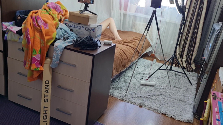 Viktoria_sekret: Passing by the room, I spied on how my stepsister...