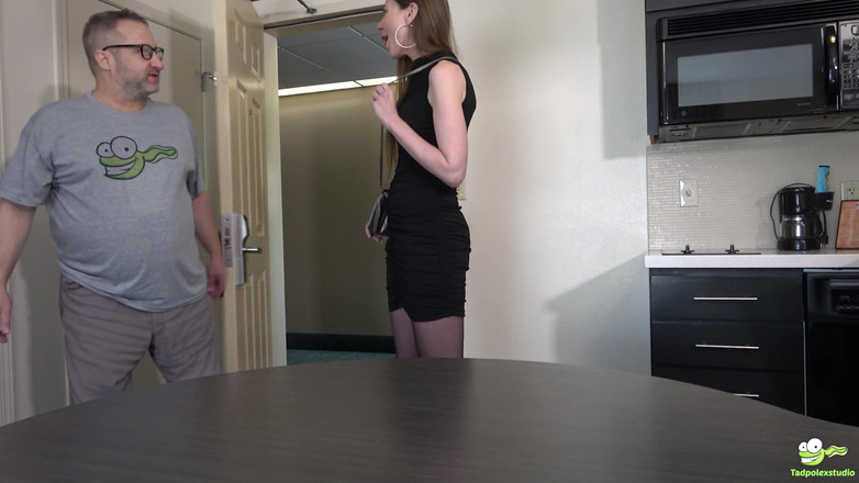 TadpolexStudio: Alice Maze mengongkek tiang tad dua kali dengan pepek dan...