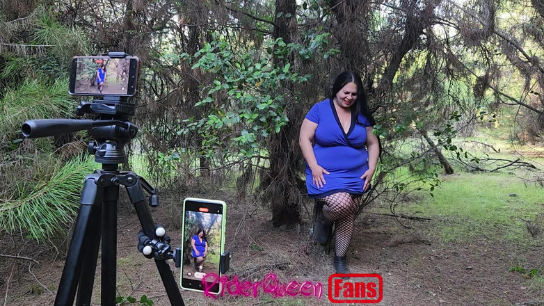 Riderqueen BBW Step Mom Latina Ebony: Riderqueens: video untuk penggemar di luar ruangan