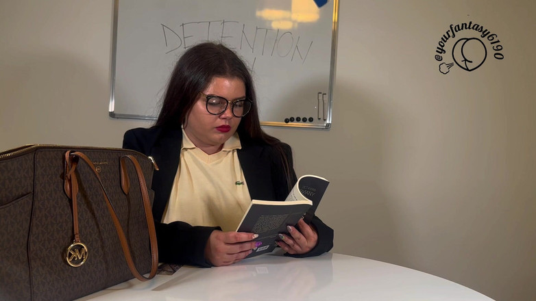 Your fantasy studio: 臭い報復:教師の復讐グロオナラいたずら者を罰する