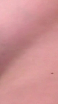 Sexy solo-trainingsroutine und heiße masturbationssession eines bestimmten geilen schätzchens