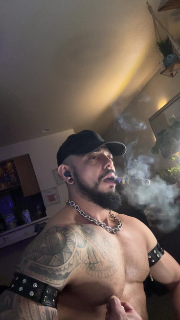 Reds and Muscles: Bagaimana dengan rokok, teman-teman? Kamu menyukainya..