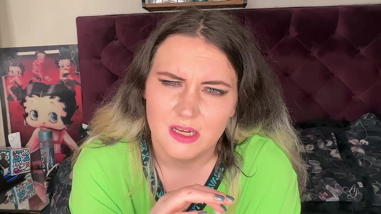 MissFFW: Une BBW fume, cocu, suceuse de bites